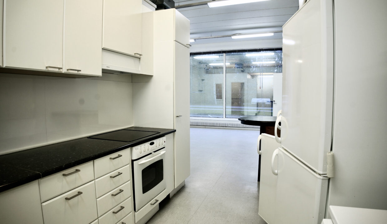 HET06924